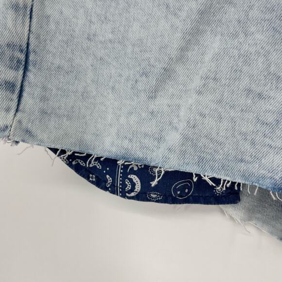 Old Navy High Rise O.G. Denim Short Size 8 - Picture 6 of 10